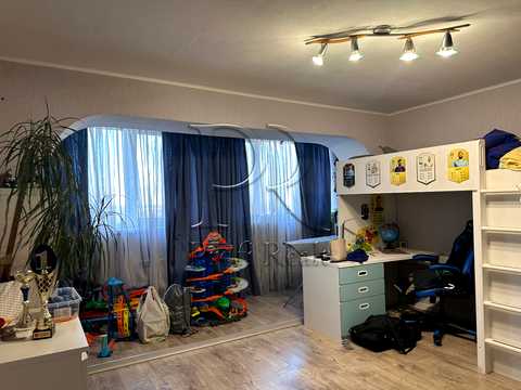 квартира за адресою Полярна вул., 8-Є