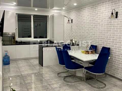 квартира по адресу Ревуцкого ул., 40-Г