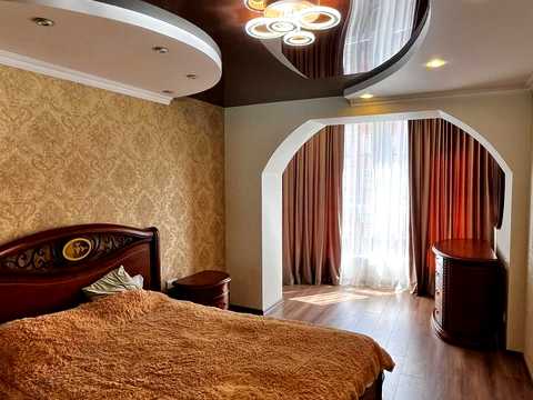 квартира за адресою Героїв Майдану вул. (Червоноармійська), 53