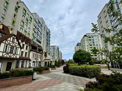 квартира по адресу Леси Украинки ул., 74-В