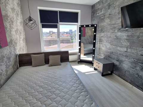 квартира за адресою Довга вул., 1