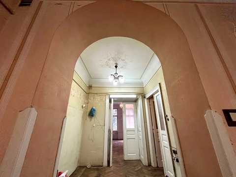 квартира за адресою Михайла Коцюбинського вул., 10