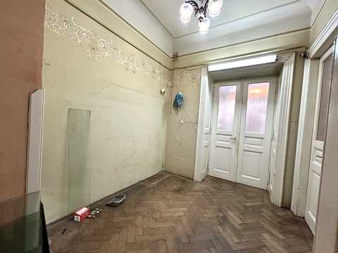 квартира за адресою Михайла Коцюбинського вул., 10