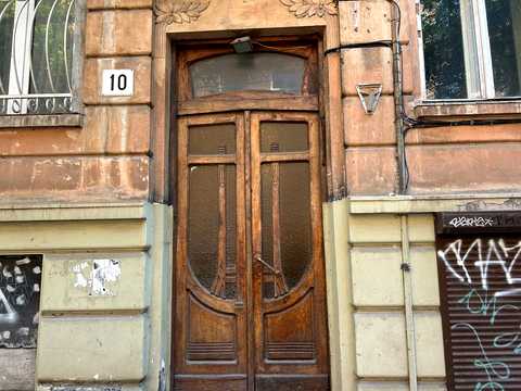 квартира за адресою Михайла Коцюбинського вул., 10