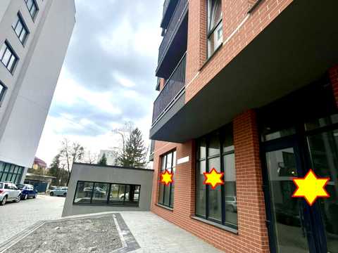 комерційна за адресою Леоніда Перфецького вул., 8