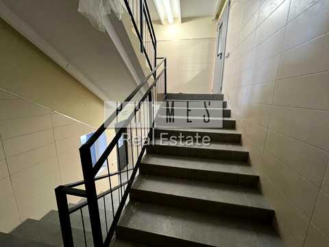 комерційна за адресою Бориса Гмирі вул., 16