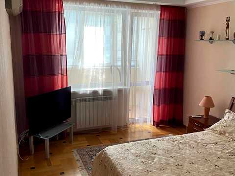 квартира за адресою Чеська вул., 6