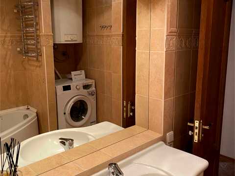квартира за адресою Чеська вул., 6