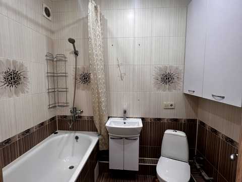 квартира по адресу Леси Украинки бульв., 8