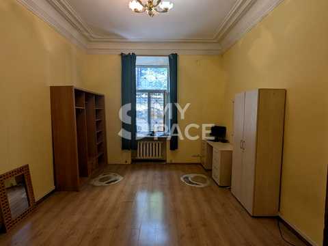 комерційна за адресою Хрещатик вул. (Kreschatic), 8
