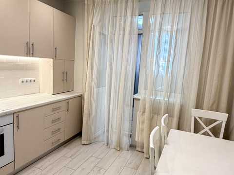 квартира за адресою Машинобудівників вул., 25