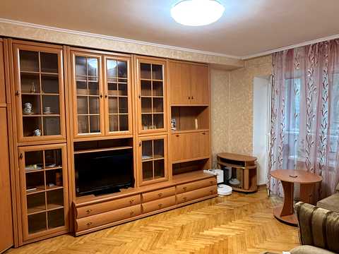 квартира за адресою Київ, Івана Дзюби вул. (Сім'ї Сосніних), 2-А