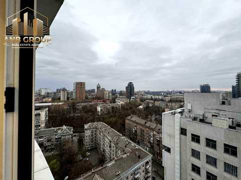 коммерческая по адресу Кловский спуск, 7