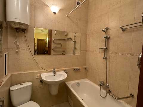 квартира за адресою Велика Васильківська вул. (Червоноармійська), 132