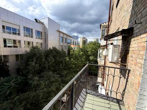 квартира за адресою Велика Васильківська вул. (Червоноармійська), 132