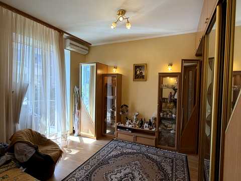 квартира за адресою Велика Васильківська вул. (Червоноармійська), 132