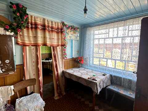 дом по адресу Молодіжна ул., 7