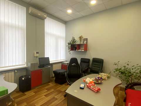 коммерческая по адресу Зоологическая ул., 3я