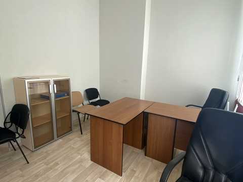 коммерческая по адресу Зоологическая ул., 3я