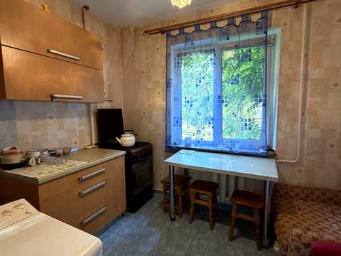 квартира за адресою Гайдамацька вул. (Марфи Струтинської), 13