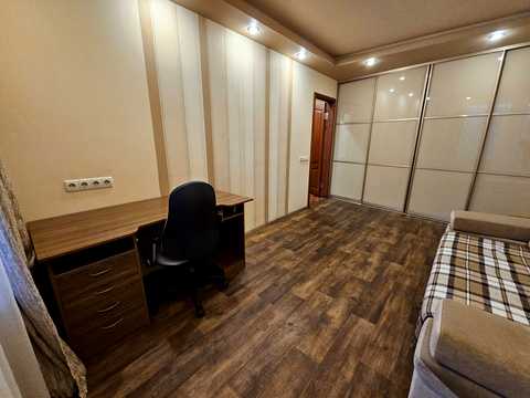 квартира за адресою Валентинівська вул. (Блюхера), 26