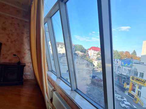 квартира по адресу Митрополита Шептицкого ул., 5-А