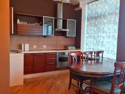 квартира по адресу Митрополита Шептицкого ул., 5-А
