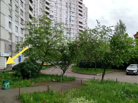 комерційна за адресою Академіка Булаховського вул., 5-Б