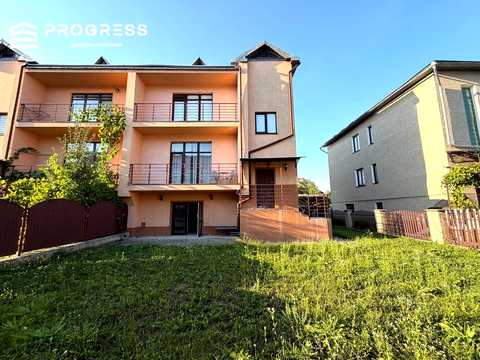 будинок за адресою Лугова вул.