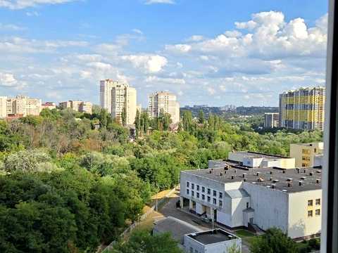 квартира по адресу Ивана Пулюя ул., 1
