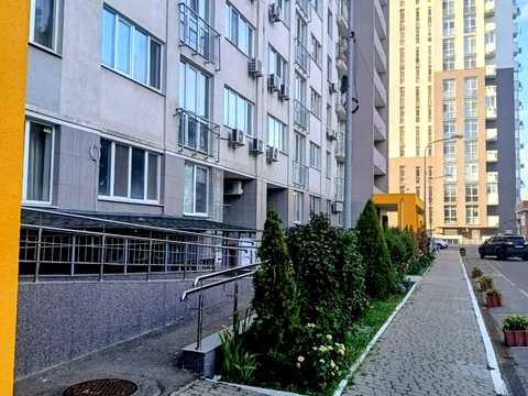 квартира за адресою Казарменна вул. (Григорія Андрющенка), 6-Г