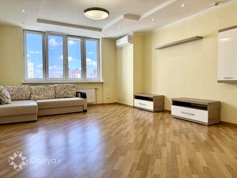 квартира за адресою Срібнокільська вул., 1