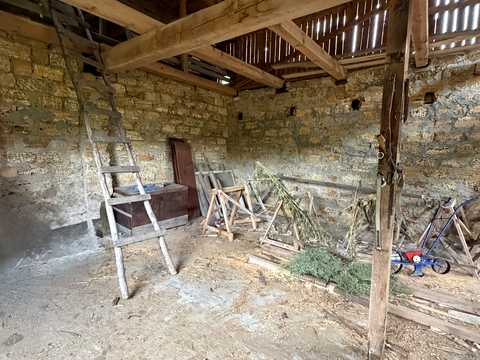 будинок за адресою с. Малі Кошарища, Зарічна, 1б