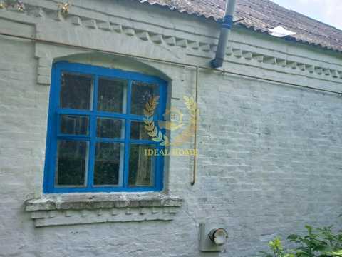 будинок за адресою с. Красноліси, Воздвиженська, 9