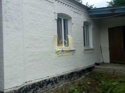 будинок за адресою с. Красноліси, Воздвиженська, 9