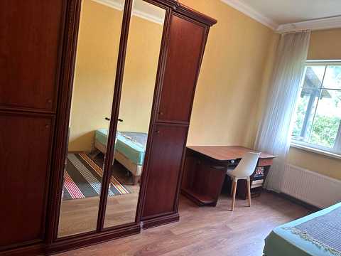 будинок за адресою Богдана Хмельницького