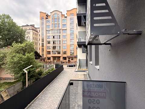 квартира за адресою Владики Софрона Мудрого вул., (Будинок)