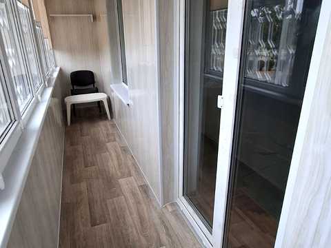 квартира за адресою Автозаводська вул., 20