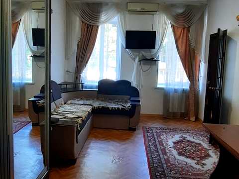 квартира за адресою Водопровідна вул., 5