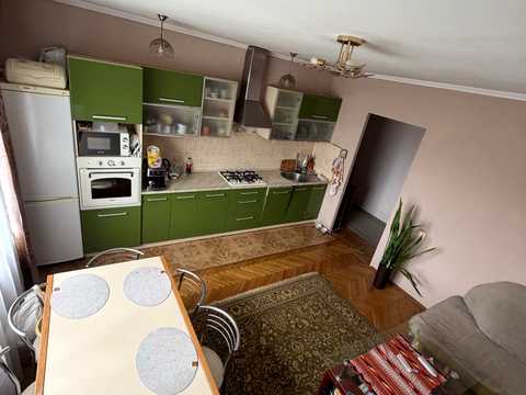 квартира за адресою Коломийська вул., 4