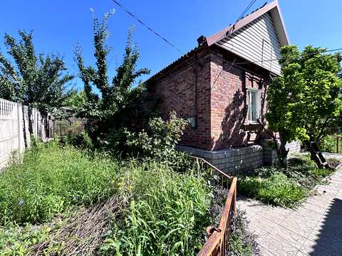дом по адресу Олеся Гончара ул. (Новгородська), 11