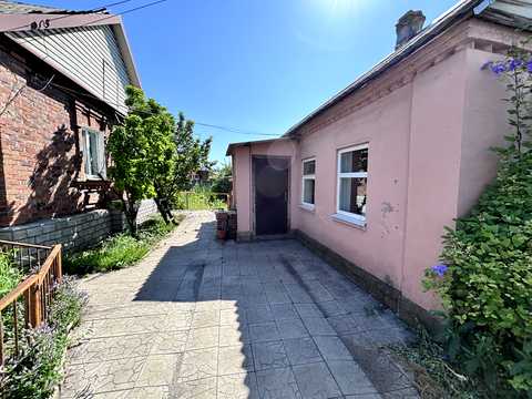 дом по адресу Олеся Гончара ул. (Новгородська), 11