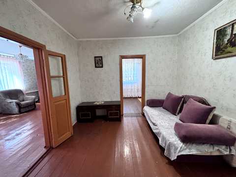 дом по адресу Олеся Гончара ул. (Новгородська), 11
