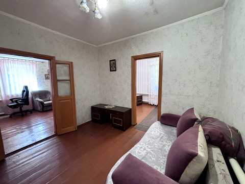 дом по адресу Олеся Гончара ул. (Новгородська), 11