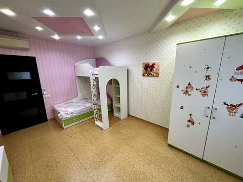 квартира за адресою Бориса Гмирі вул., 8-Б