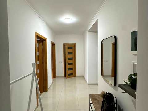 квартира за адресою Дмитра Коцюбайла вул., 3