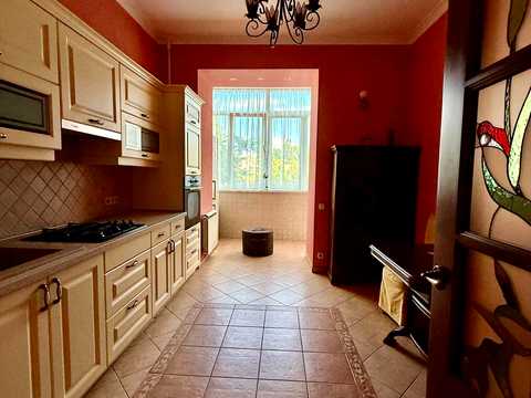 квартира по адресу Виноградный пер., 4
