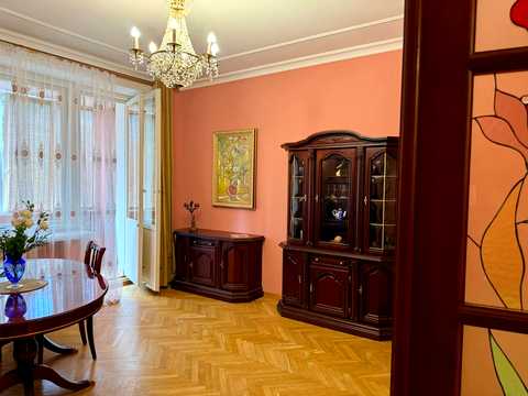 квартира по адресу Виноградный пер., 4