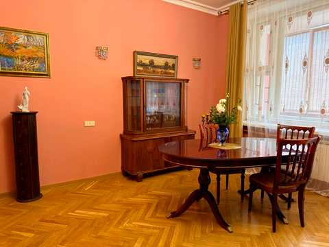 квартира по адресу Виноградный пер., 4