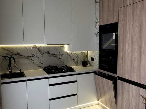 квартира за адресою 24 Серпня вул., 32